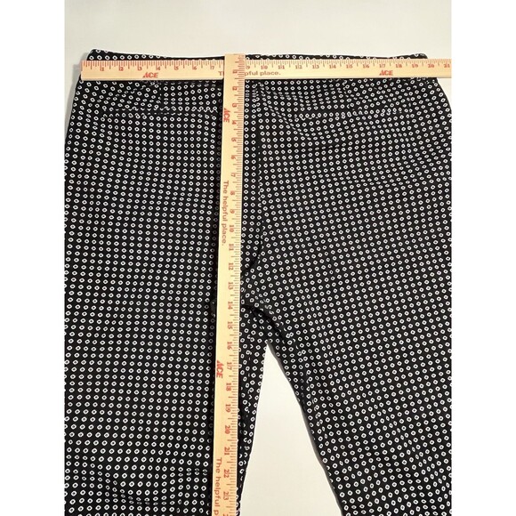 Old Navy Diva Pixie Ankle Pants Womens Size 20 Black Floral Stretch Daisy Print - Picture 8 of 9